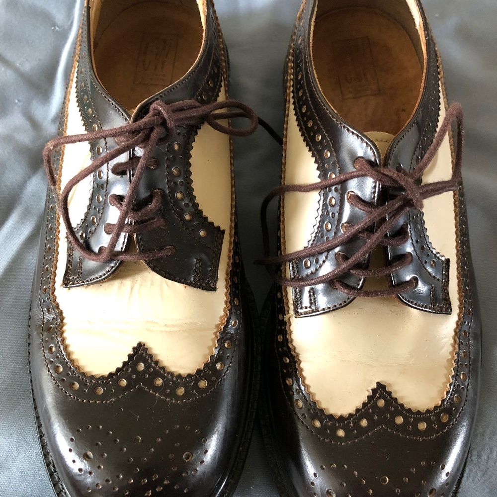 Wingtip loafers